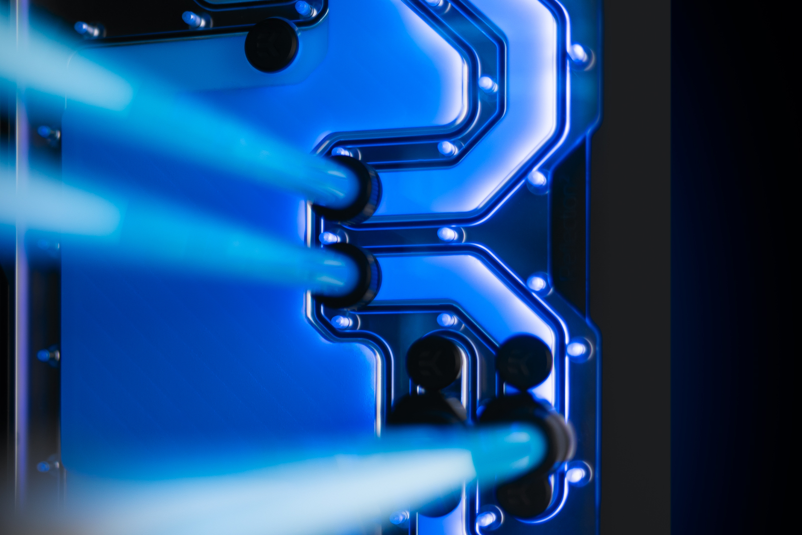 Lian Li O11D EVO distro plate EK Quantum Reflection²